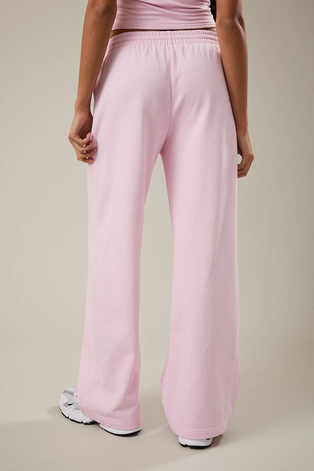 MID-RISE WIDE LEG SWEATPANTS: LT BLUE / S