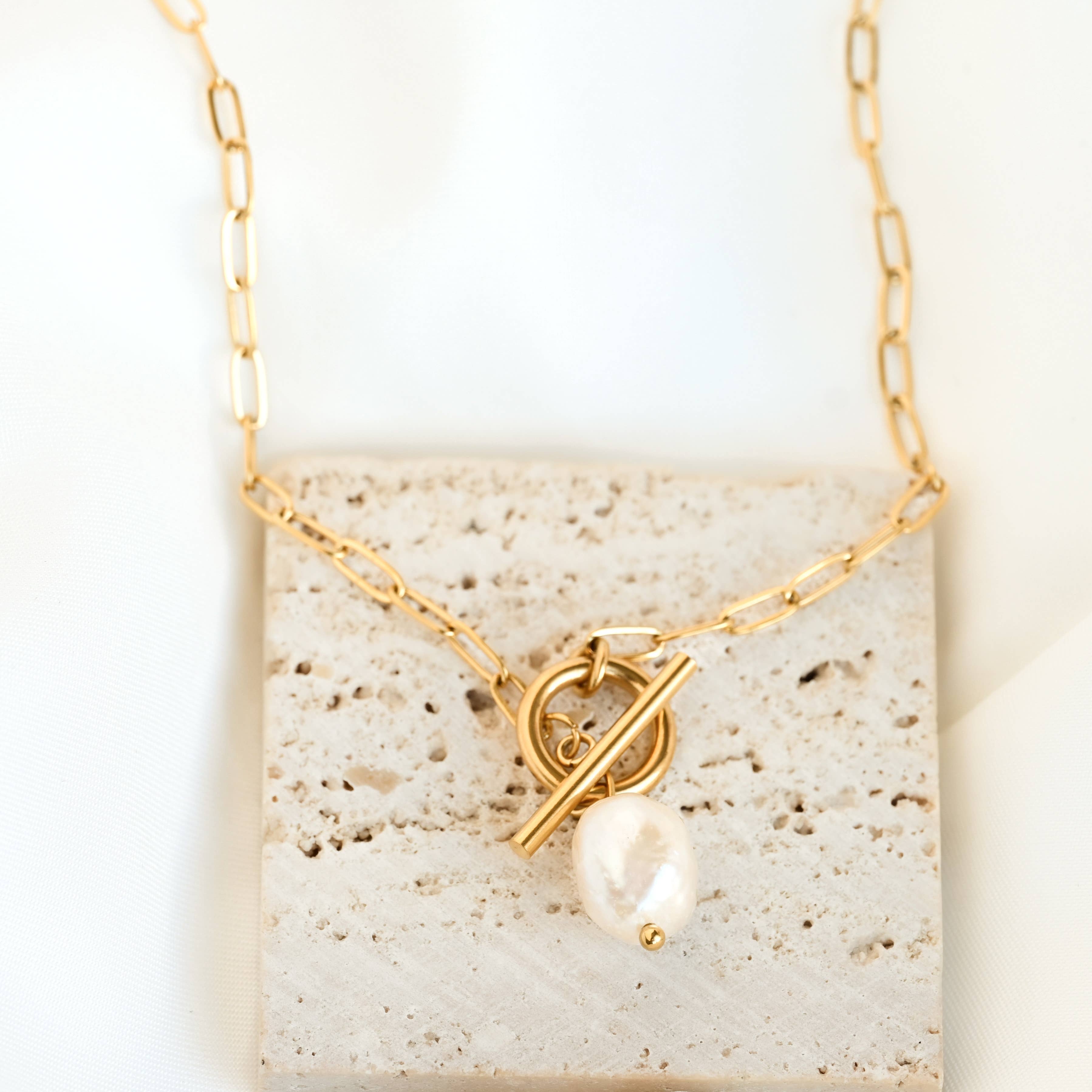 Quinn Necklace