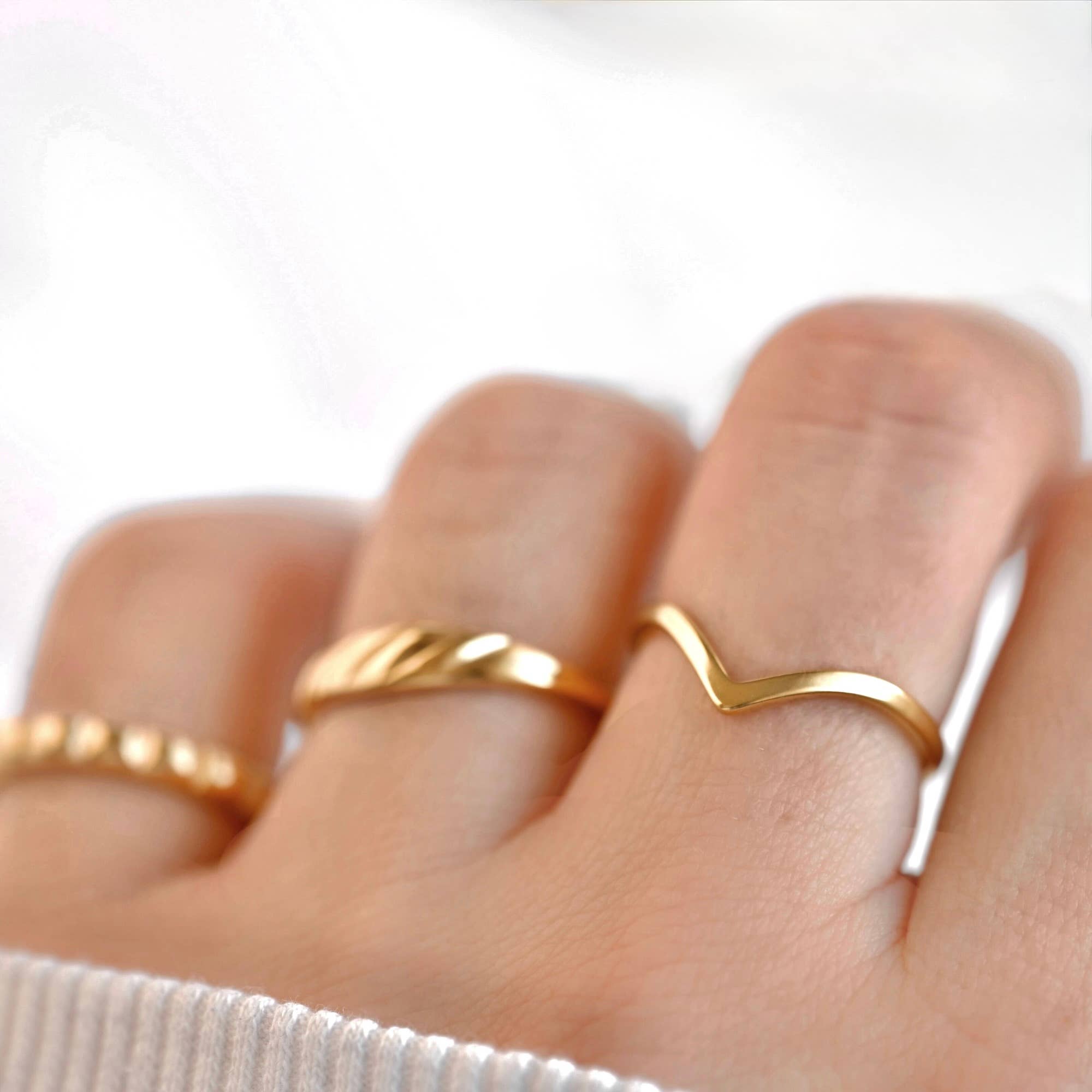 Wishbone Stacker Ring - Dainty V Ring - Peak Chevron Ring : Yellow Gold / 10