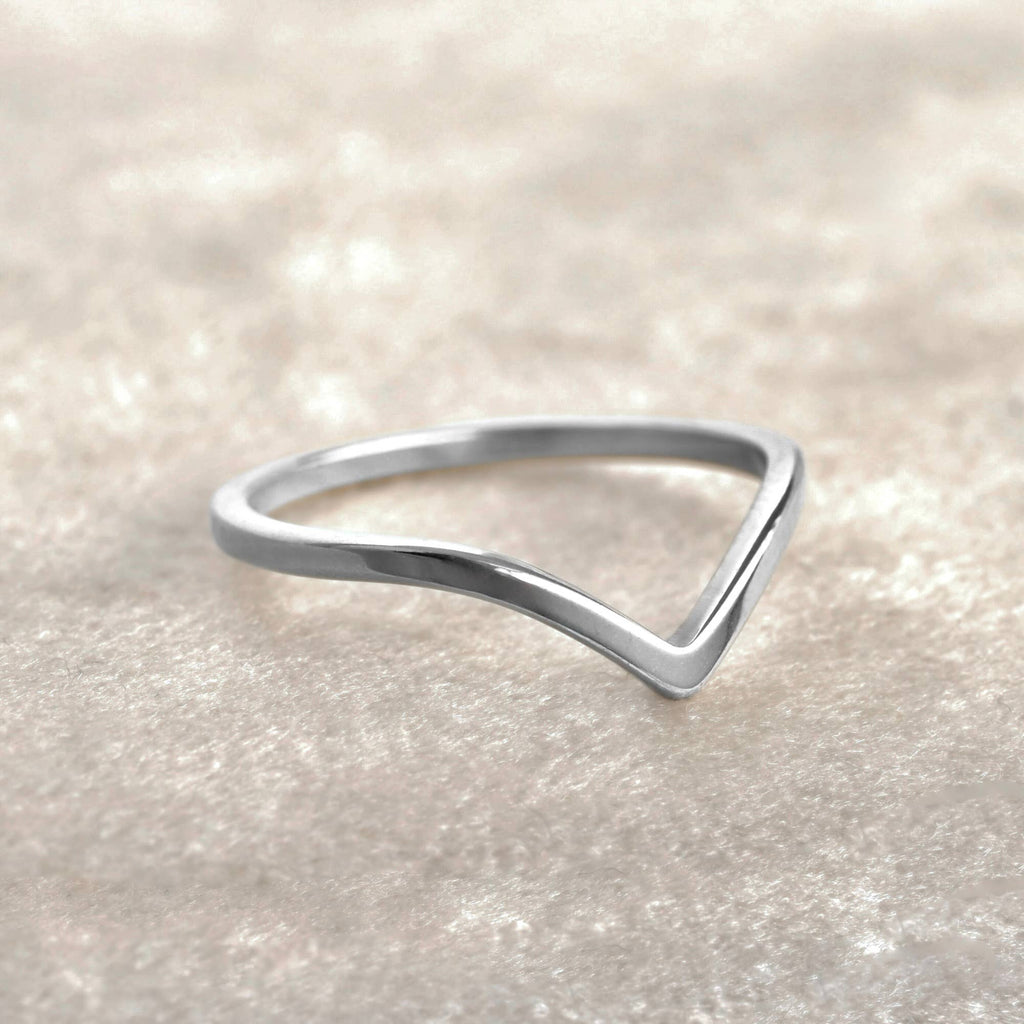 Wishbone Stacker Ring - Dainty V Ring - Peak Chevron Ring : Yellow Gold / 10