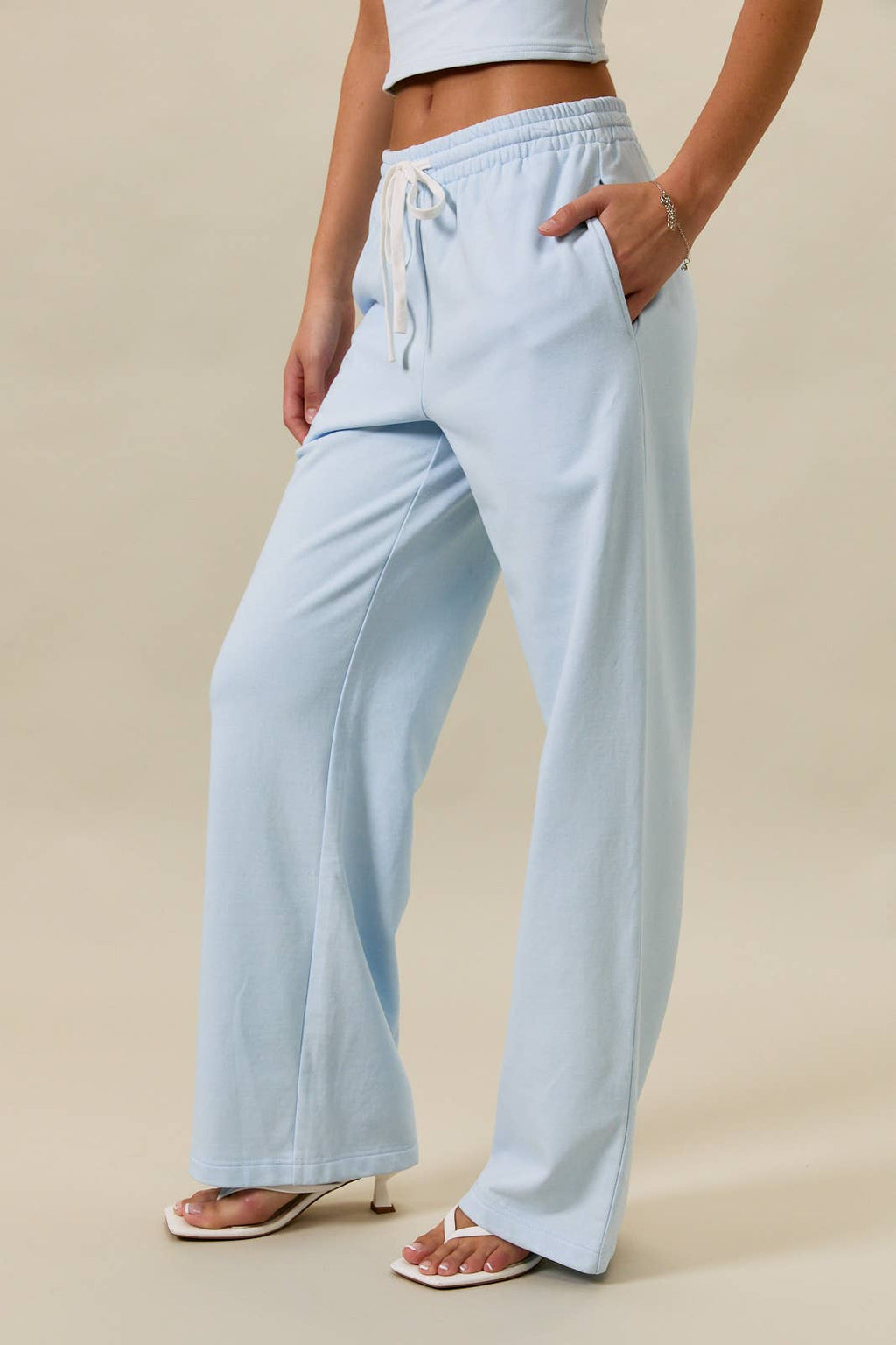 MID-RISE WIDE LEG SWEATPANTS: LT BLUE / S