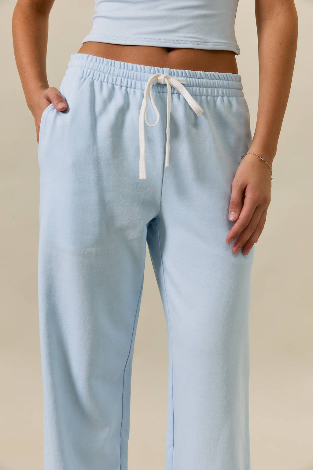 MID-RISE WIDE LEG SWEATPANTS: LT BLUE / M