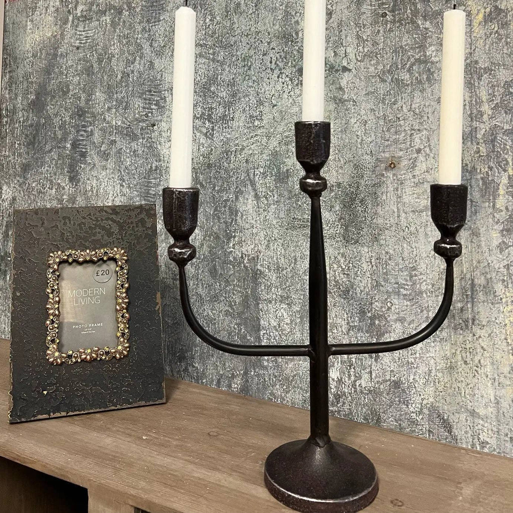 VINTAGE STYLE CANDELABRA: Black