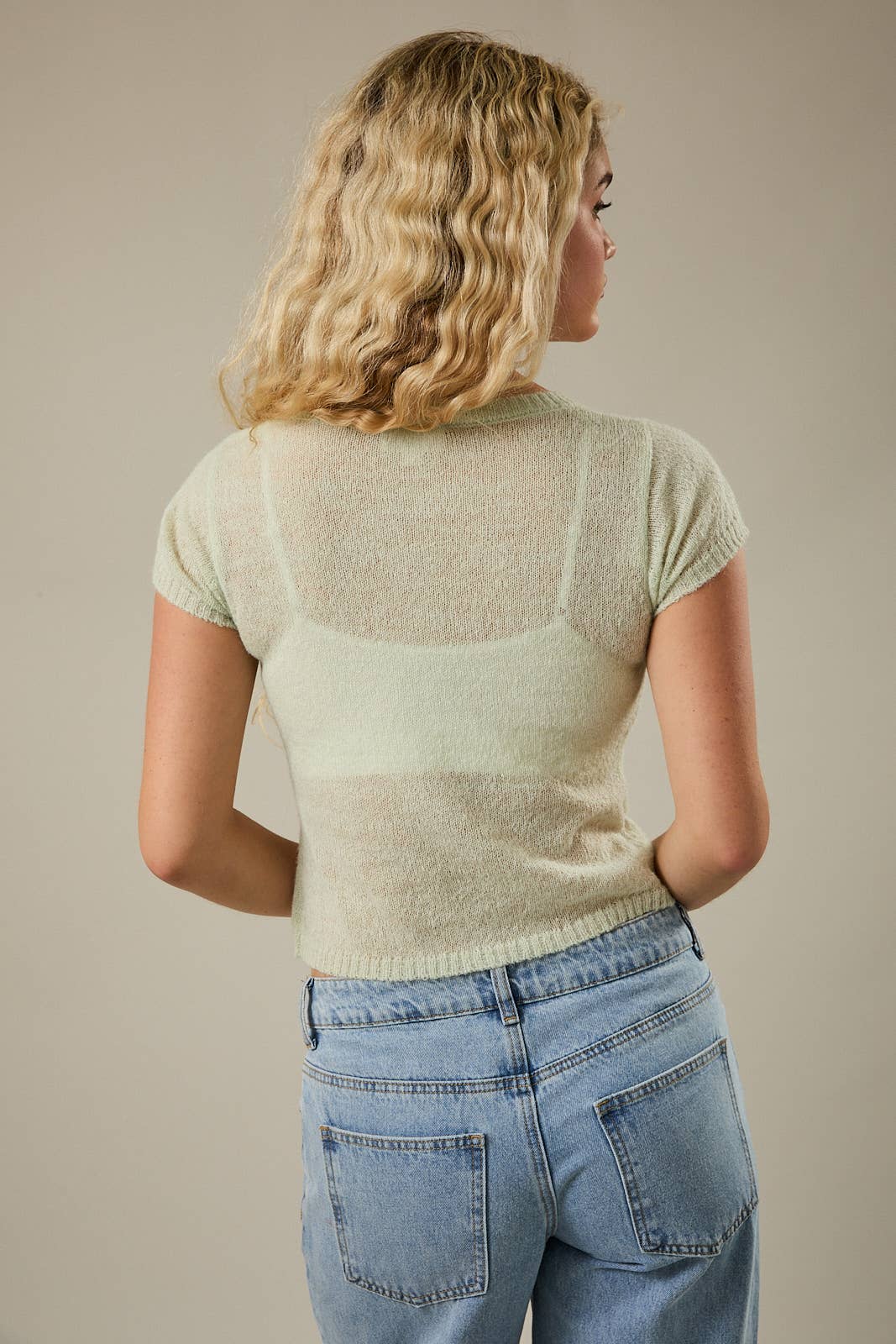 SHORT SLEEVE CREW NECK SHEER TOP: LT PINK / XS
