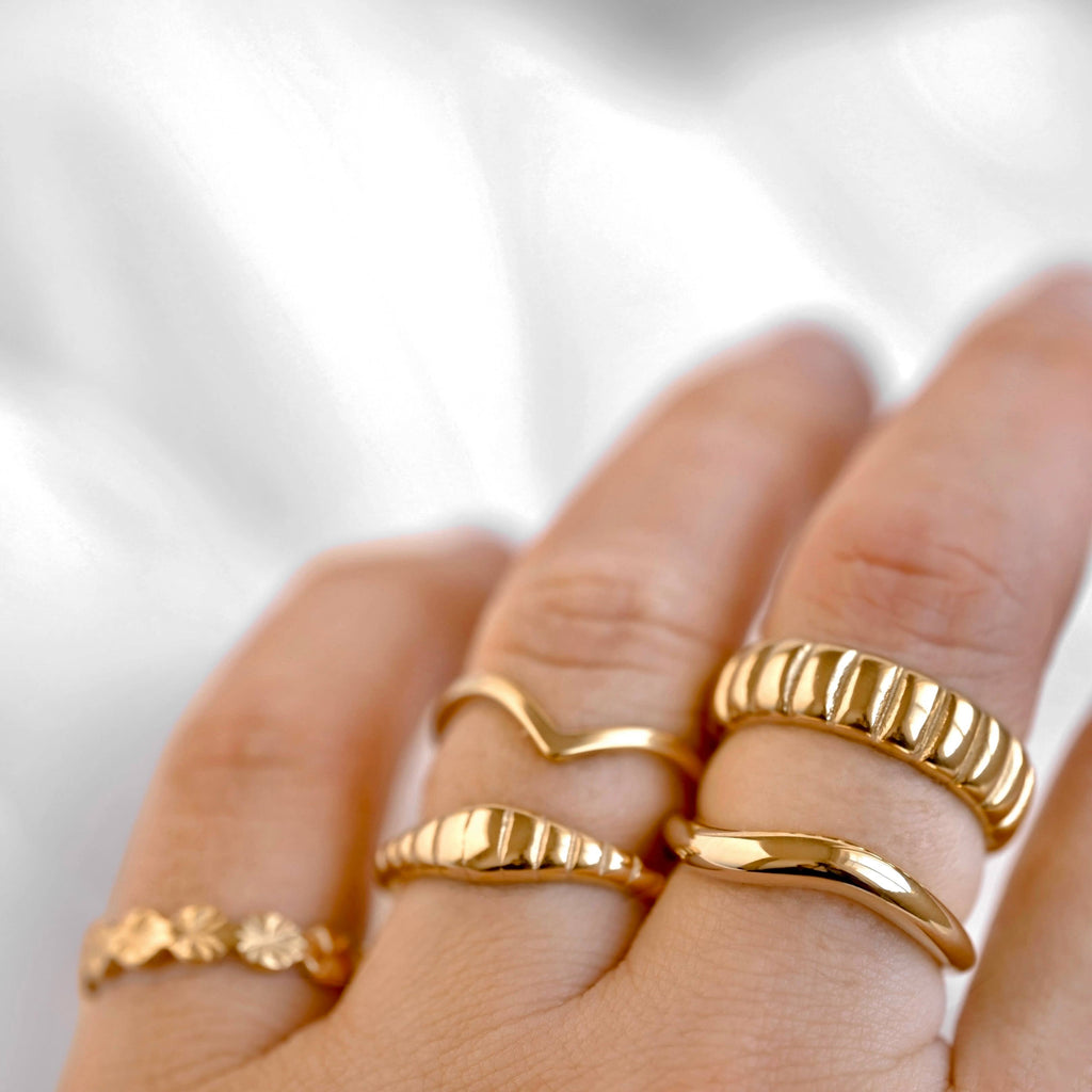 Wishbone Stacker Ring - Dainty V Ring - Peak Chevron Ring : Yellow Gold / 6
