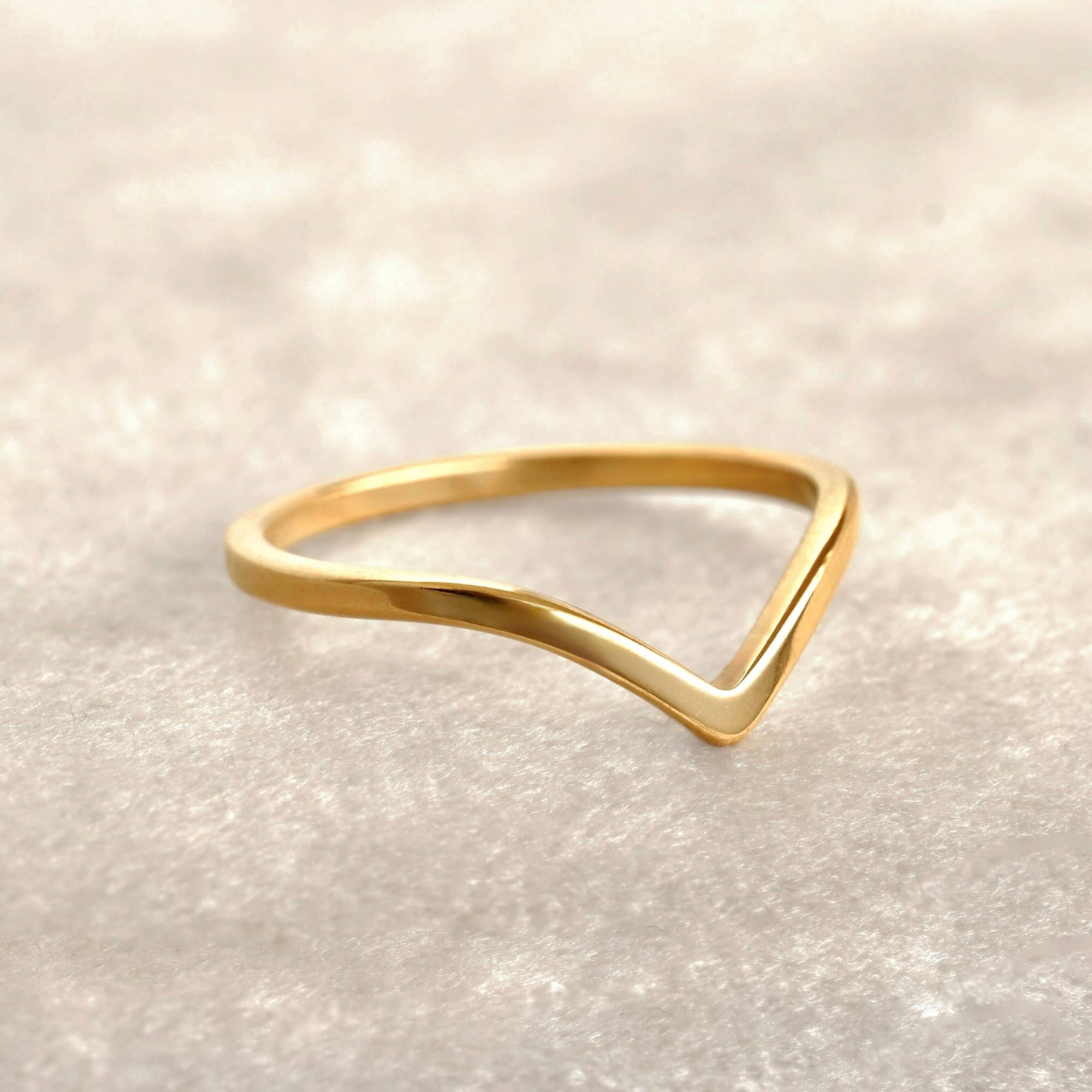 Wishbone Stacker Ring - Dainty V Ring - Peak Chevron Ring : Yellow Gold / 10