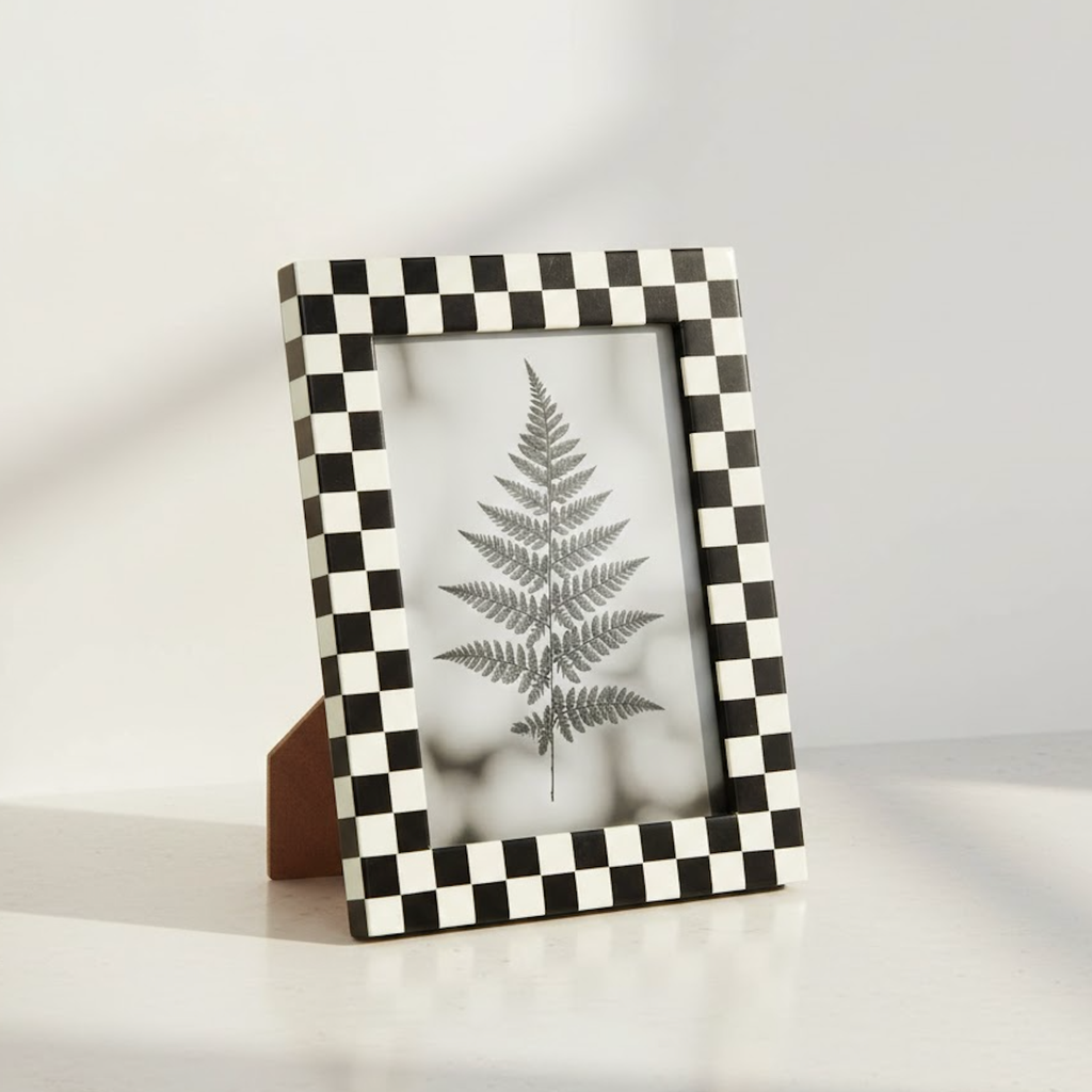 Checkered Picture Frame 5x7