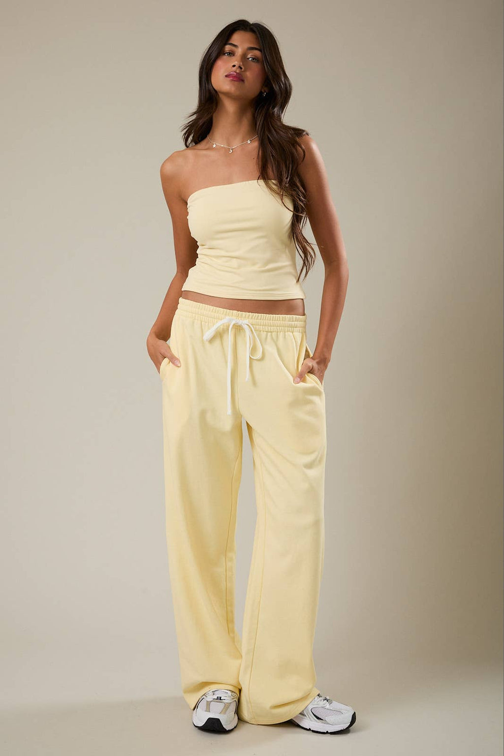 MID-RISE WIDE LEG SWEATPANTS: LT BLUE / XS